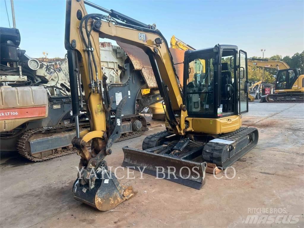 CAT 305E2CR Lánctalpas kotrók