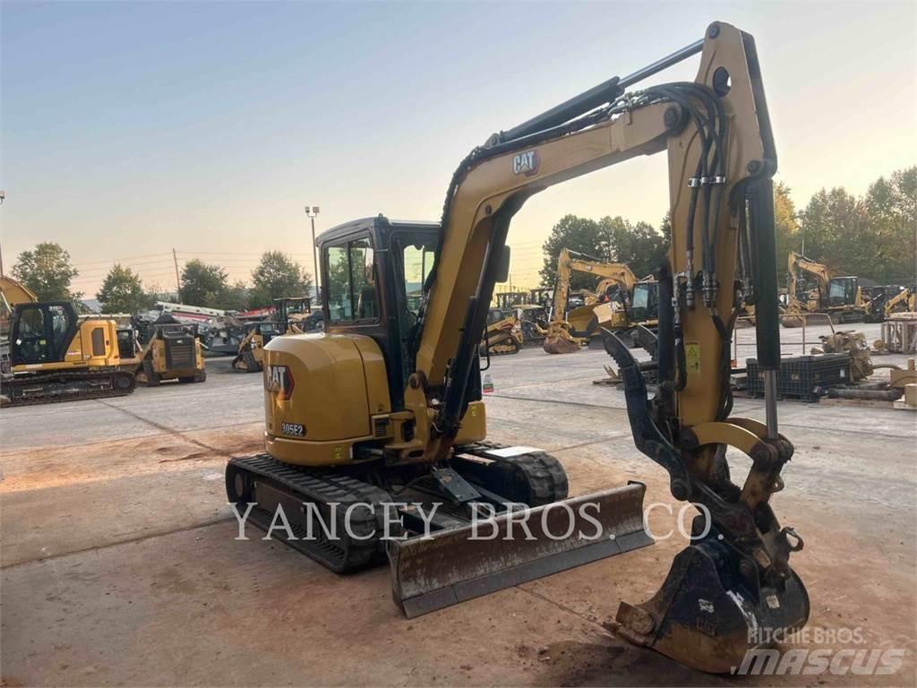 CAT 305E2CR Lánctalpas kotrók