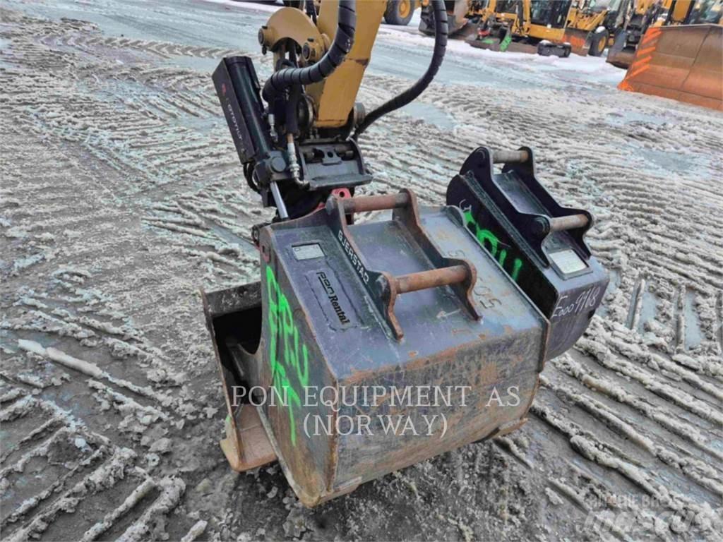 CAT 305E2CR Lánctalpas kotrók