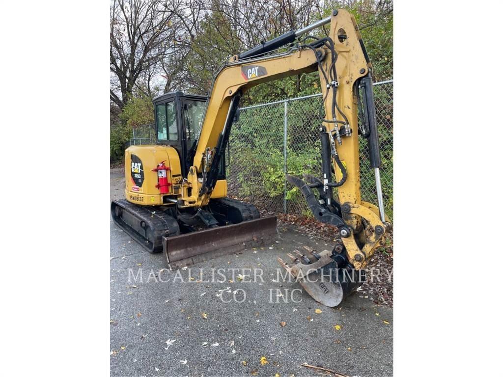 CAT 305E2CR Lánctalpas kotrók