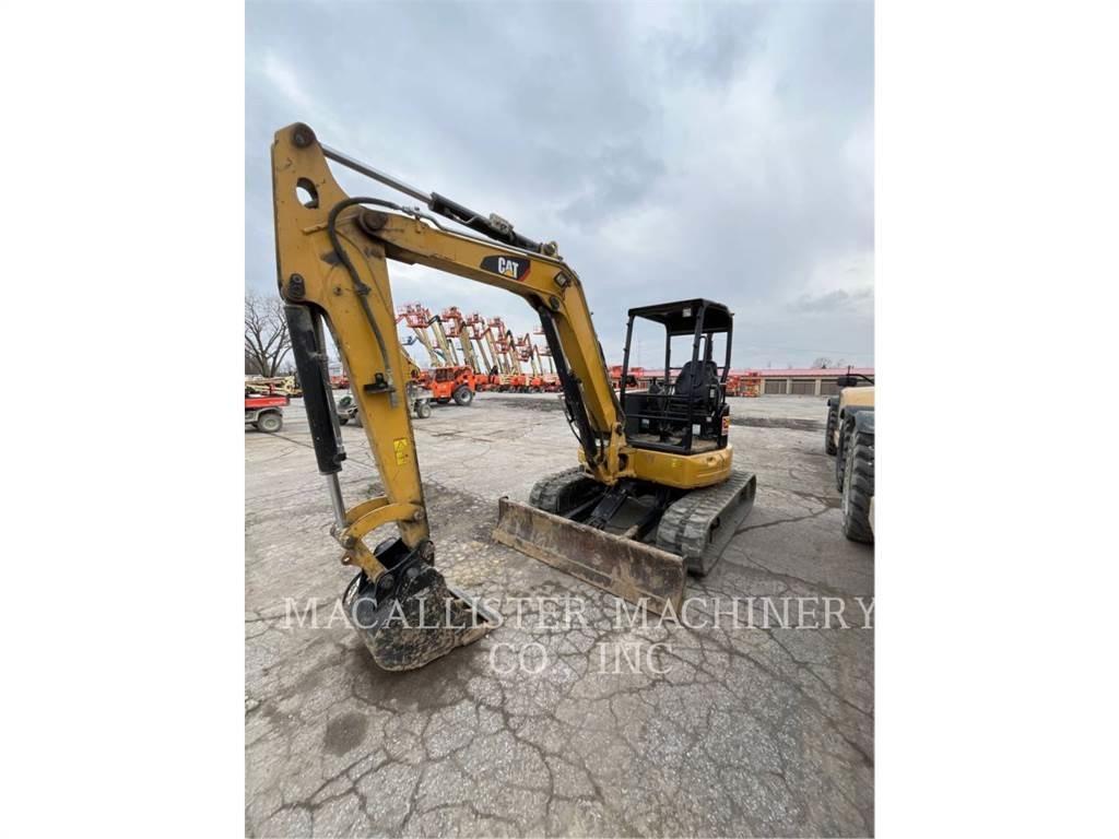 CAT 305E2CR Lánctalpas kotrók