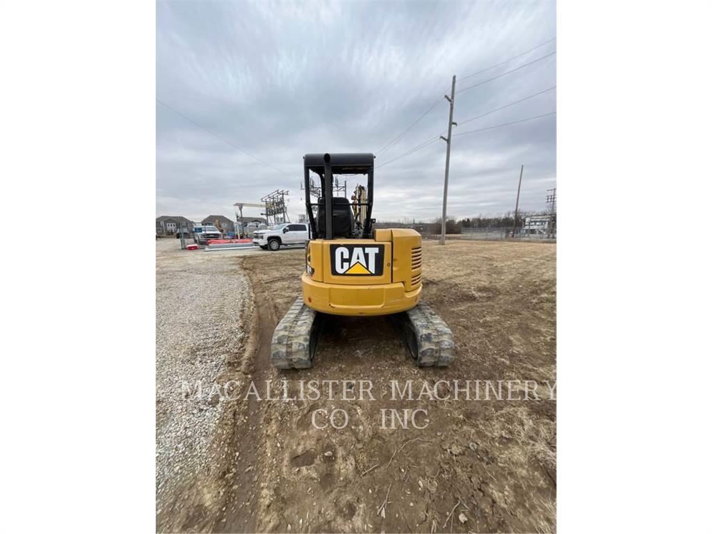 CAT 305E2CR Lánctalpas kotrók