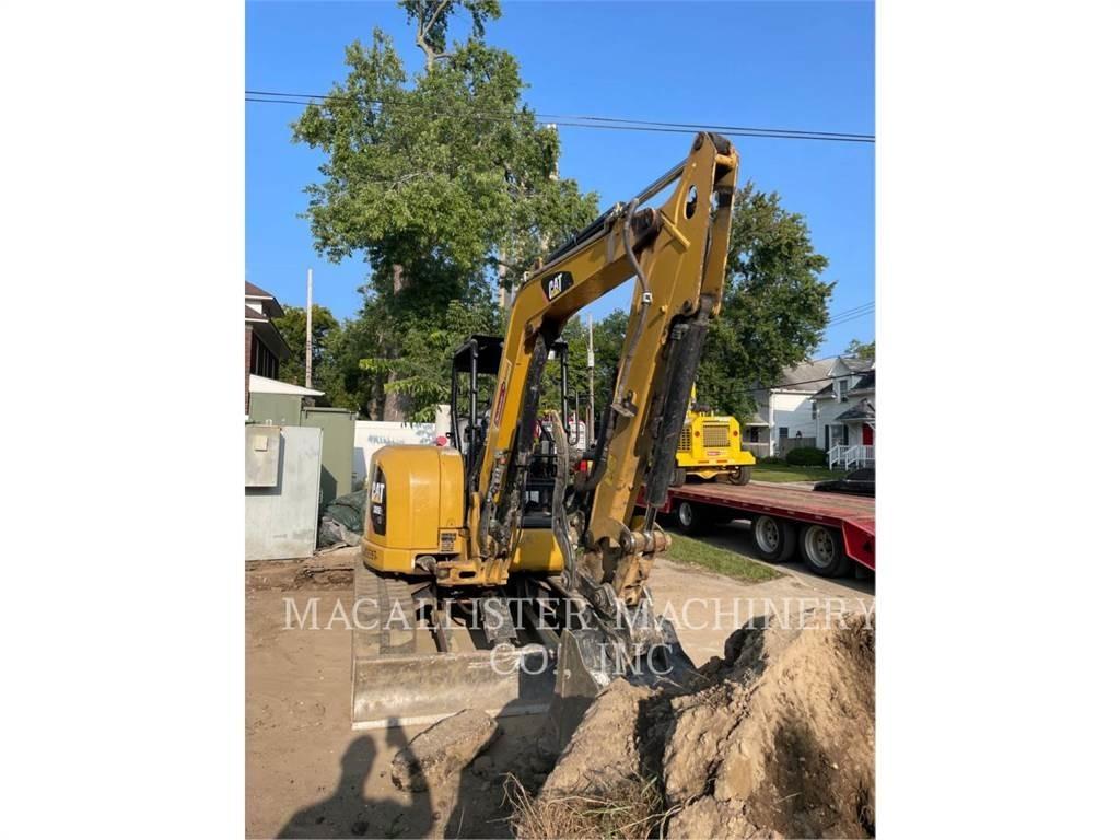 CAT 305E2CR Lánctalpas kotrók