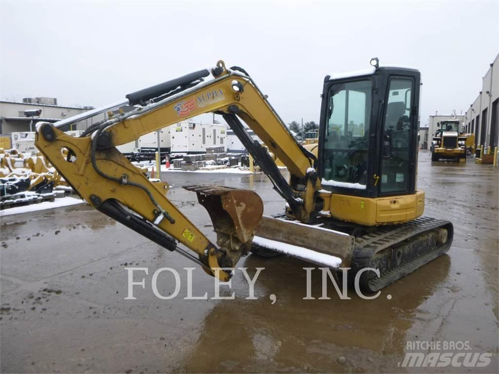 CAT 305E2CR Lánctalpas kotrók