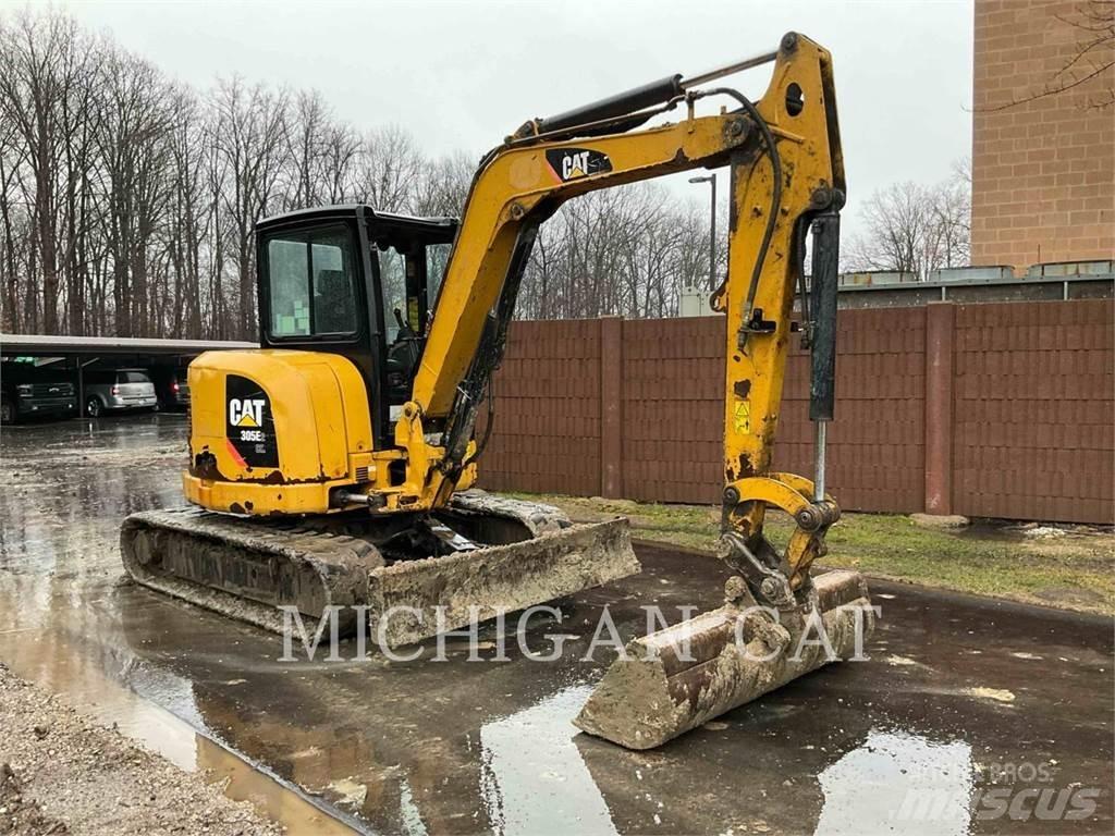 CAT 305E2CR Lánctalpas kotrók