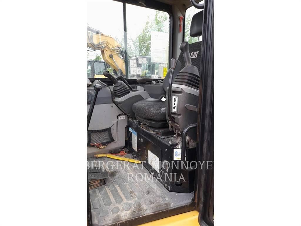 CAT 305E2CR Lánctalpas kotrók