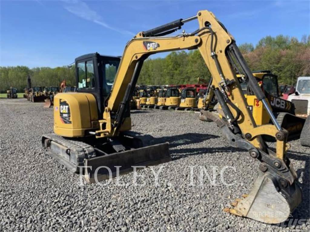 CAT 305E2CR Lánctalpas kotrók
