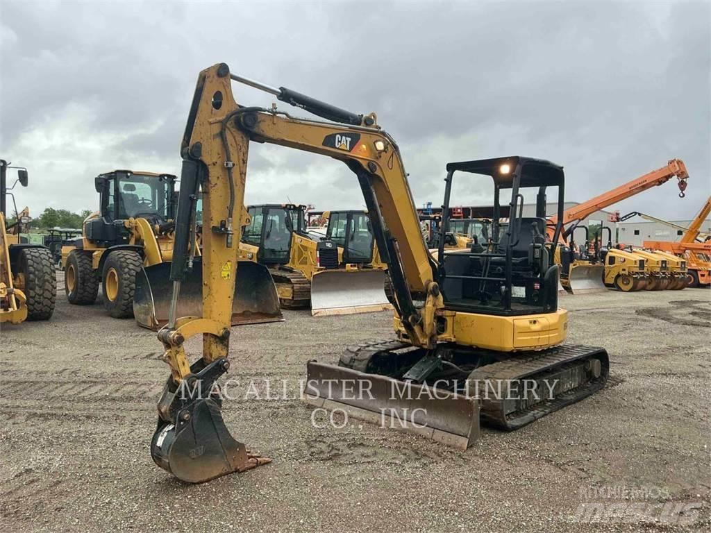 CAT 305E2CR Lánctalpas kotrók