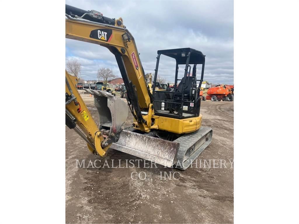 CAT 305E2CR Lánctalpas kotrók