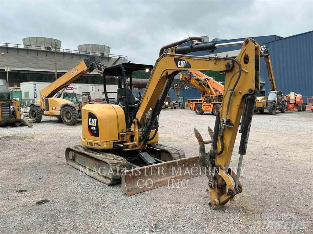 CAT 305E2CR Lánctalpas kotrók