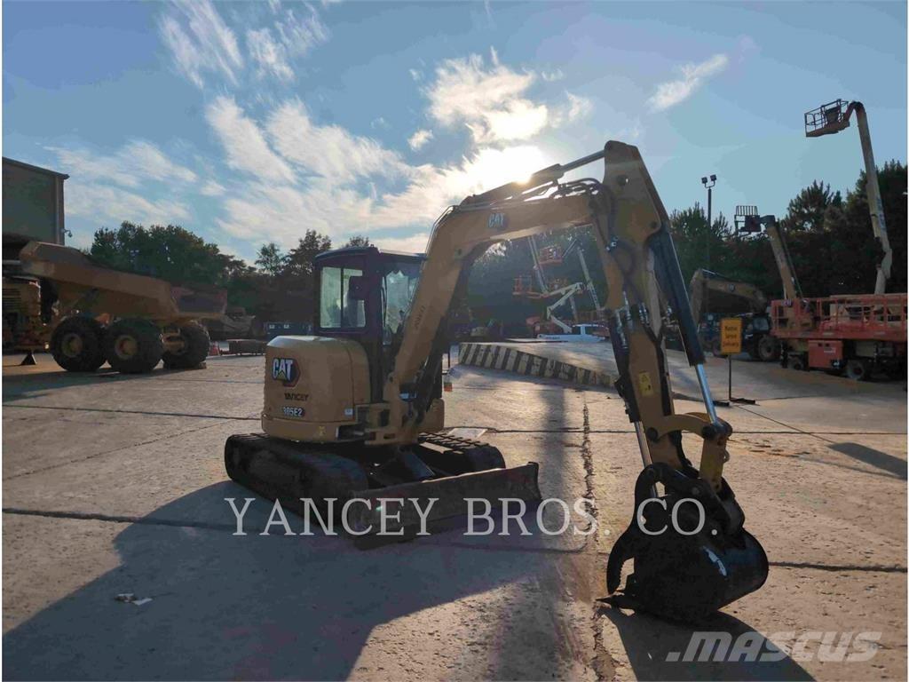 CAT 305E2CR Lánctalpas kotrók