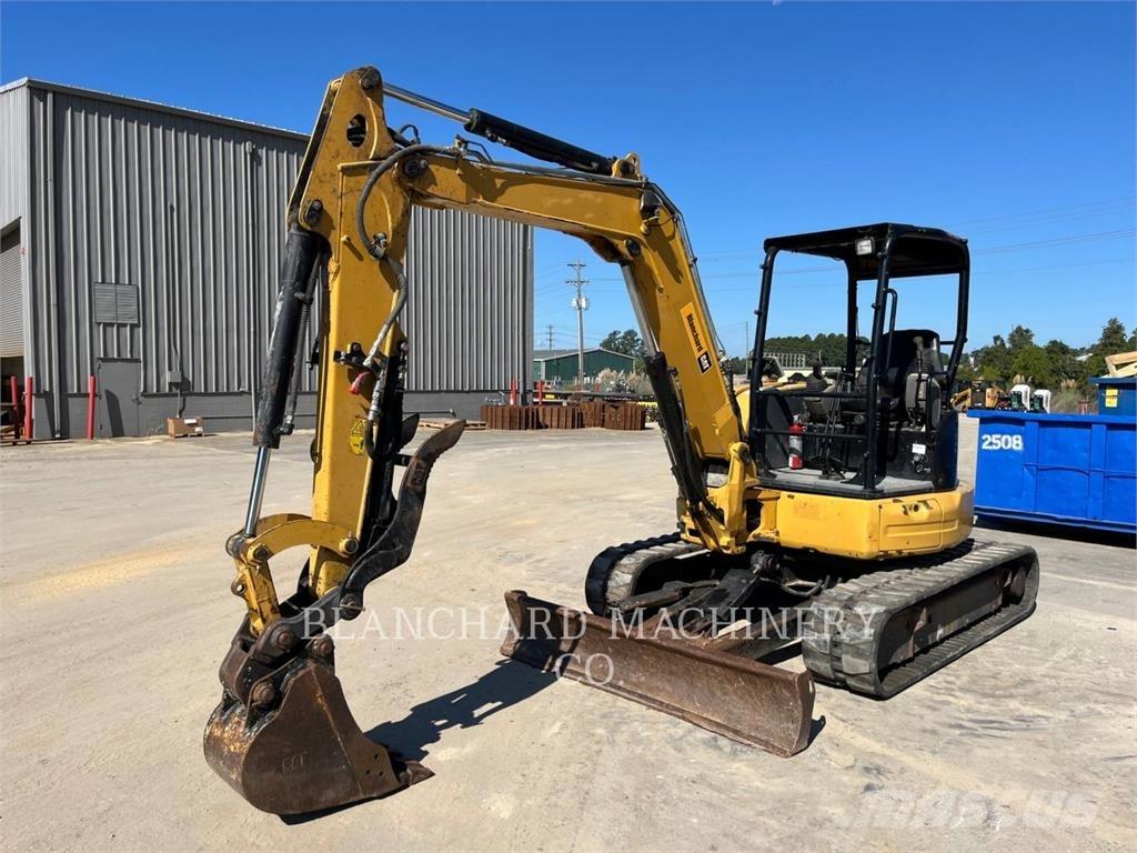 CAT 305E2CR Lánctalpas kotrók