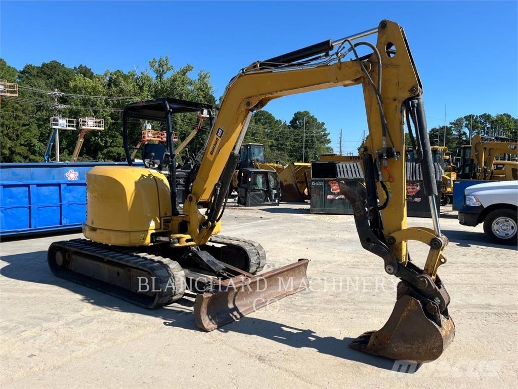 CAT 305E2CR Lánctalpas kotrók