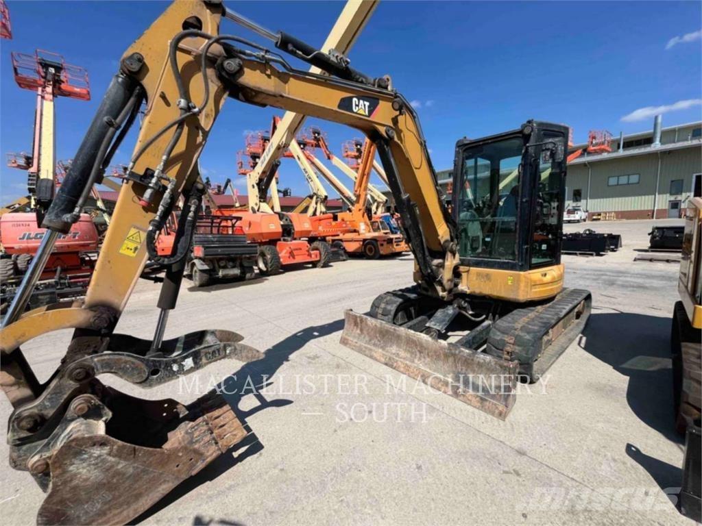 CAT 305E2CR Lánctalpas kotrók