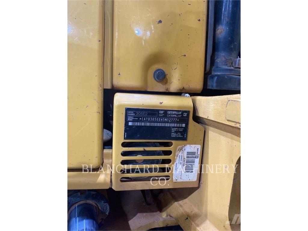 CAT 305E2CR Lánctalpas kotrók