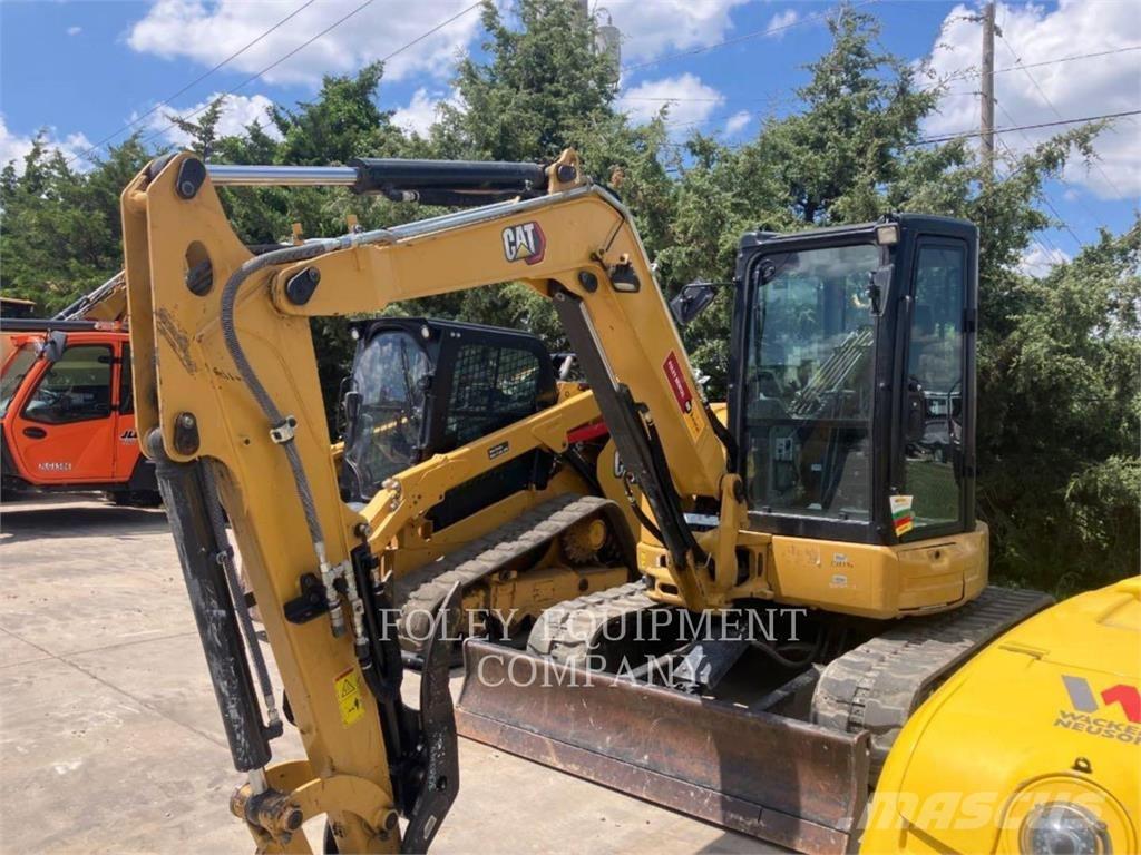 CAT 305E2LC Lánctalpas kotrók