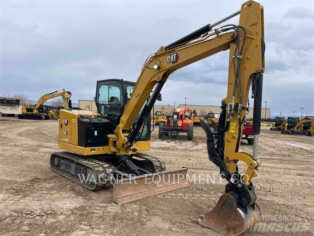 CAT 306 Lánctalpas kotrók
