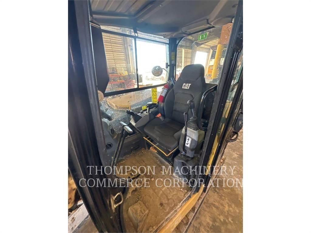 CAT 306-07CR Lánctalpas kotrók