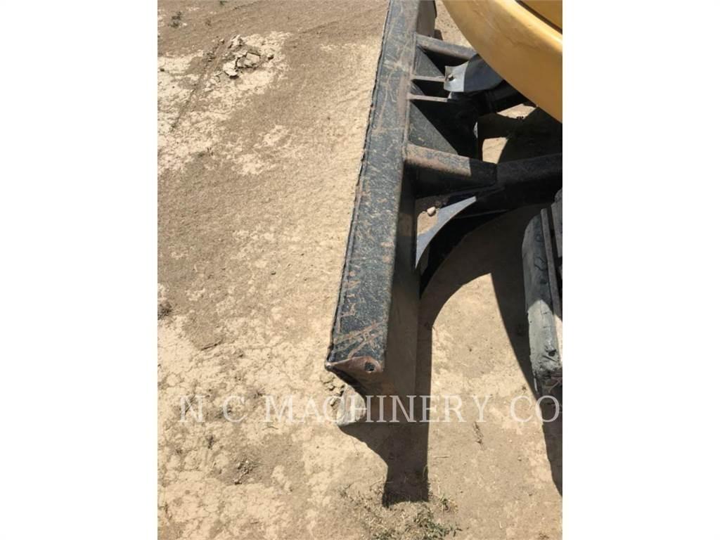 CAT 307E2 Lánctalpas kotrók