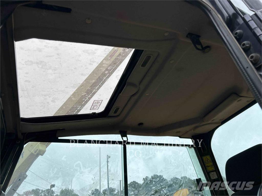 CAT 308CR Lánctalpas kotrók