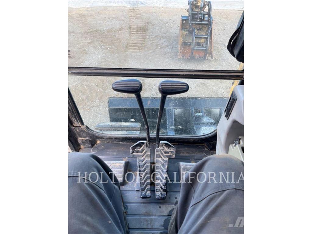 CAT 308E2 Lánctalpas kotrók