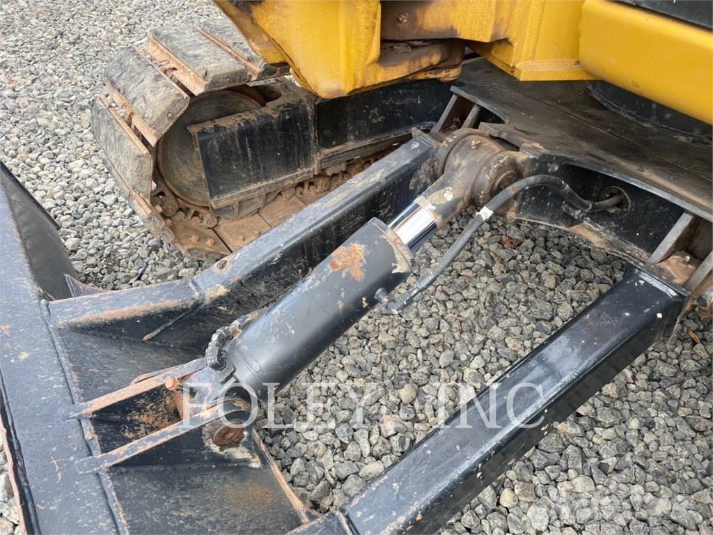 CAT 308E2CRSB Lánctalpas kotrók