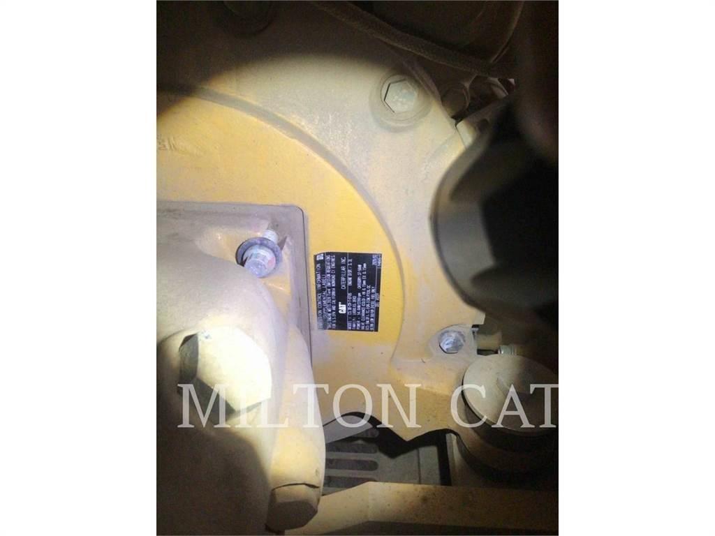 CAT 310 Lánctalpas kotrók