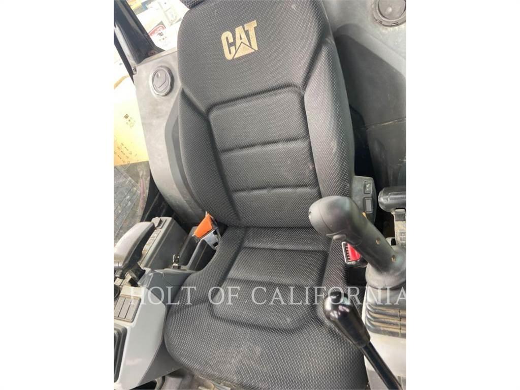 CAT 310 Lánctalpas kotrók
