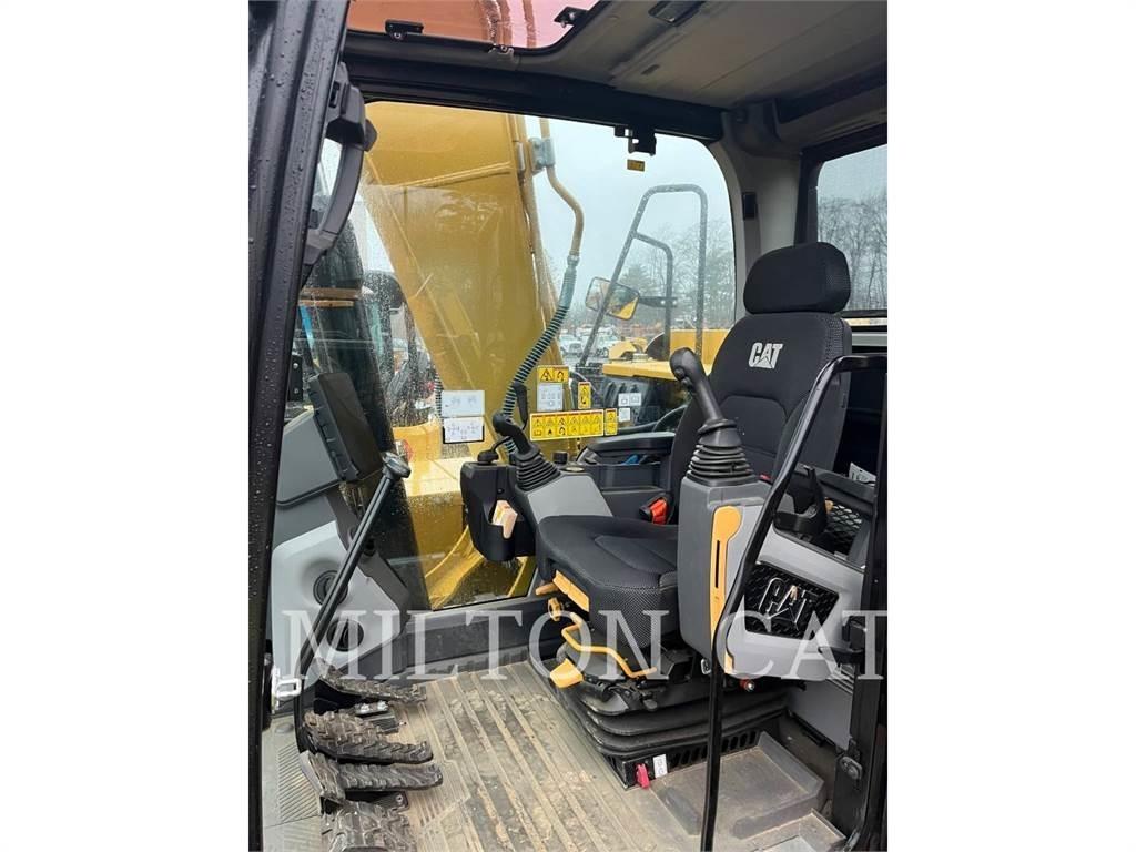 CAT 313 Lánctalpas kotrók