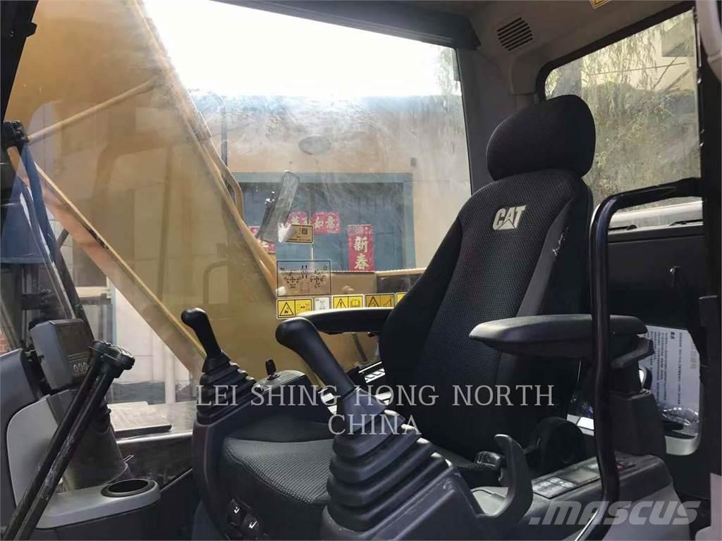 CAT 313D2GC Lánctalpas kotrók