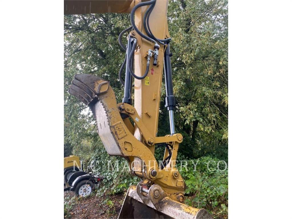CAT 313F L Lánctalpas kotrók