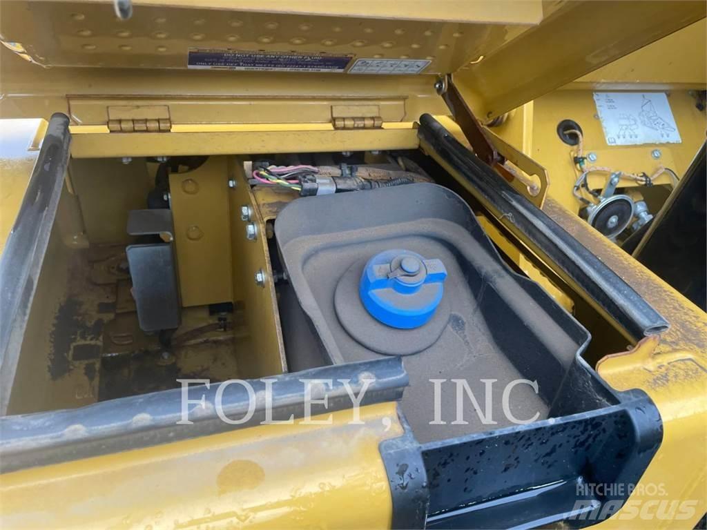 CAT 313FL Lánctalpas kotrók
