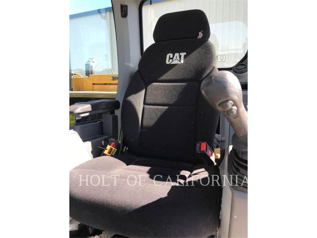 CAT 313GC Lánctalpas kotrók