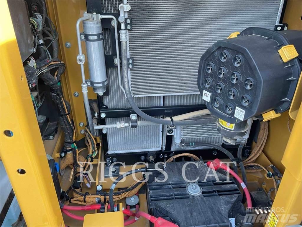 CAT 313GC 9 Lánctalpas kotrók