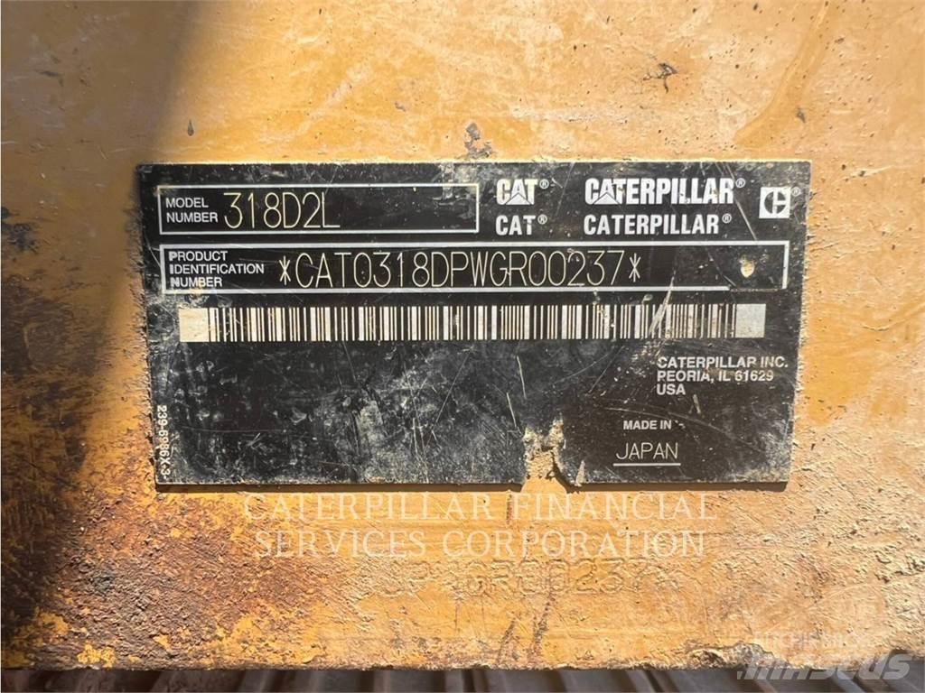 CAT 318D2L Lánctalpas kotrók