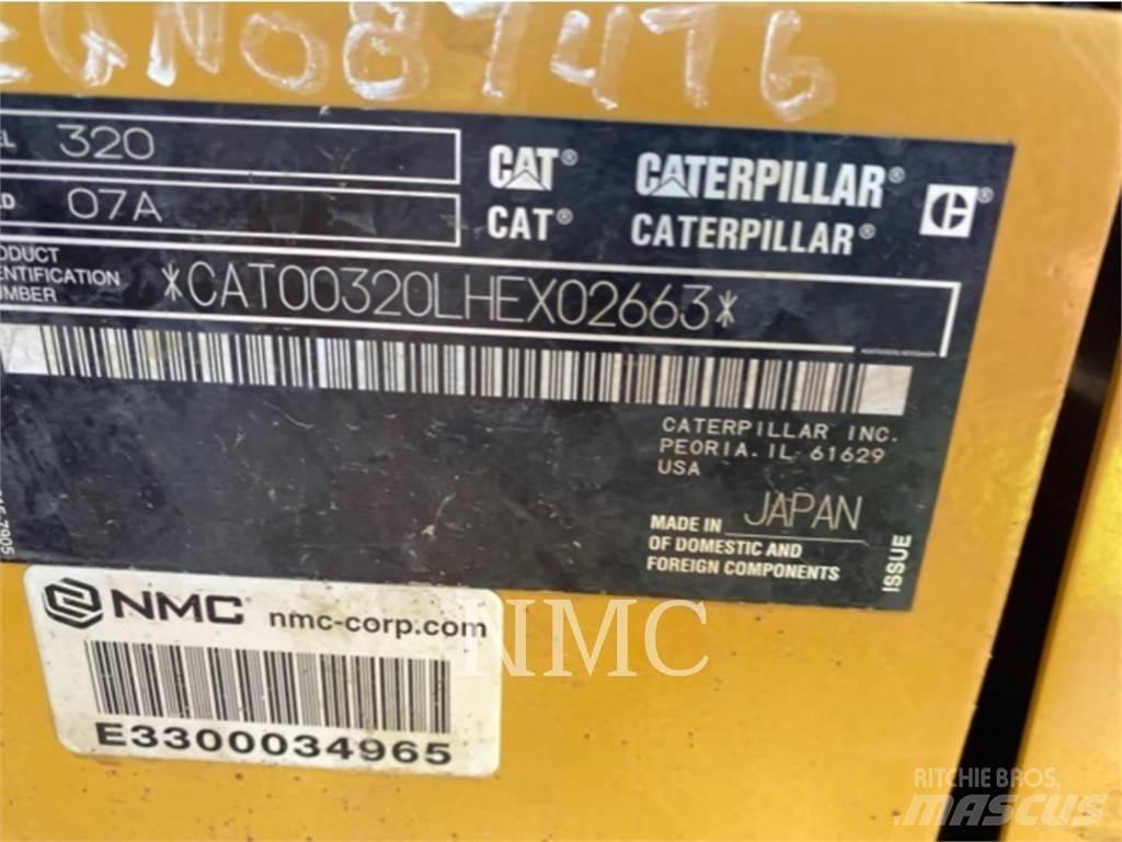 CAT 320 Lánctalpas kotrók
