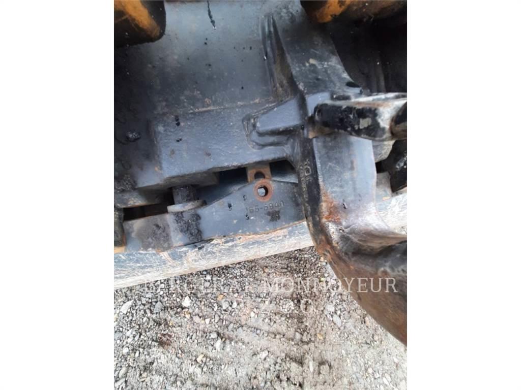 CAT 320 Lánctalpas kotrók
