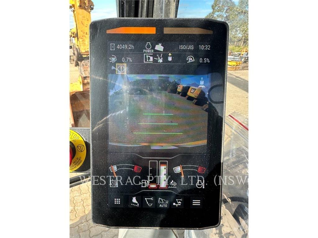 CAT 320 Lánctalpas kotrók