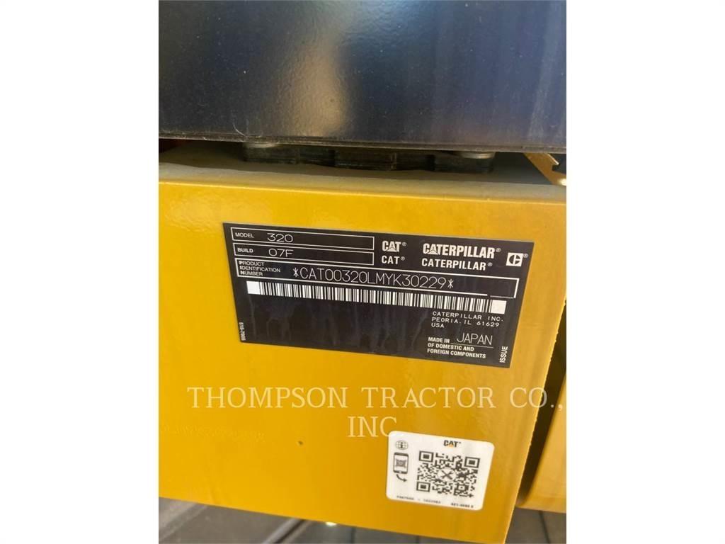CAT 320 Lánctalpas kotrók