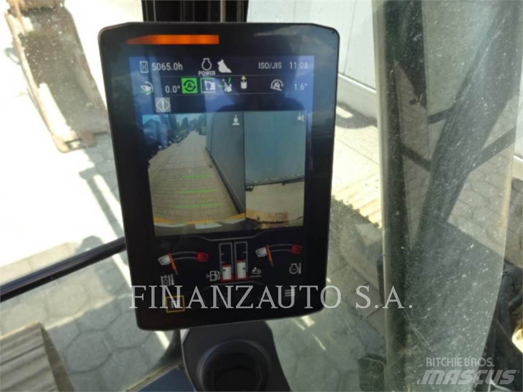 CAT 320 Lánctalpas kotrók