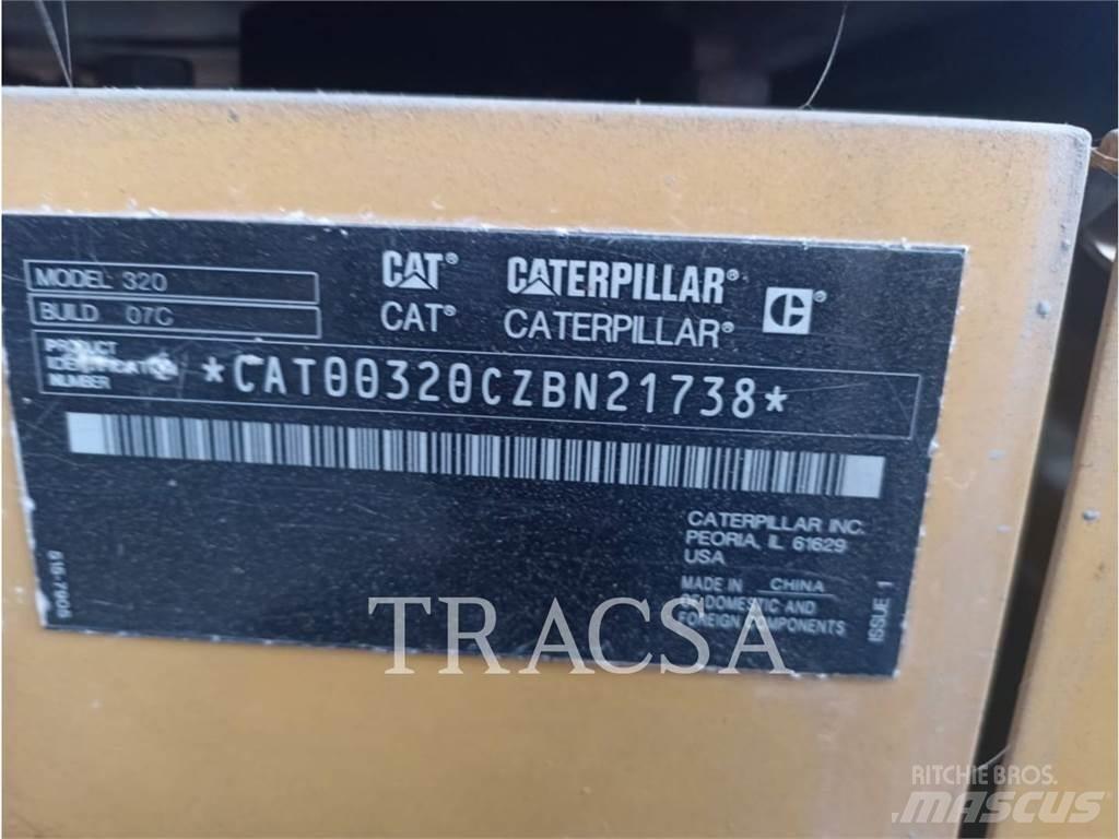 CAT 320 Lánctalpas kotrók