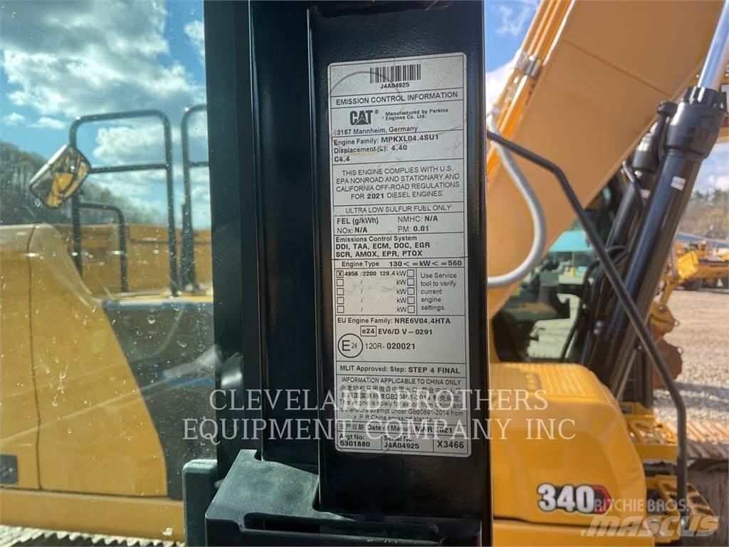 CAT 320 Lánctalpas kotrók