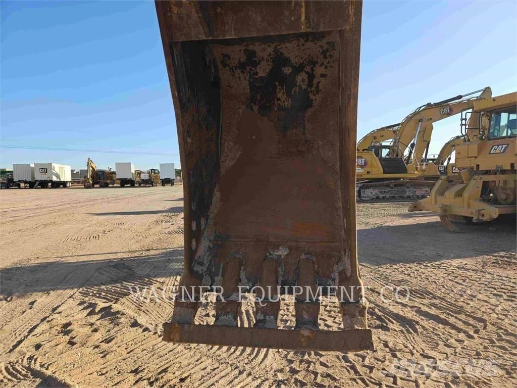 CAT 320 Lánctalpas kotrók