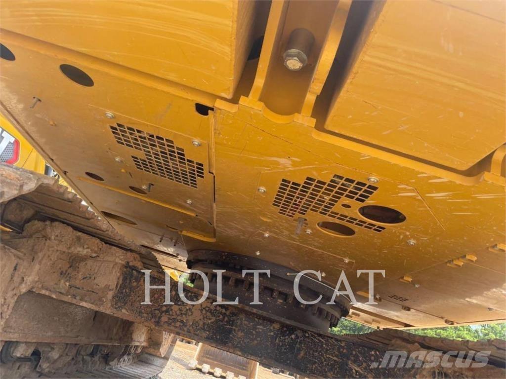 CAT 320 Lánctalpas kotrók
