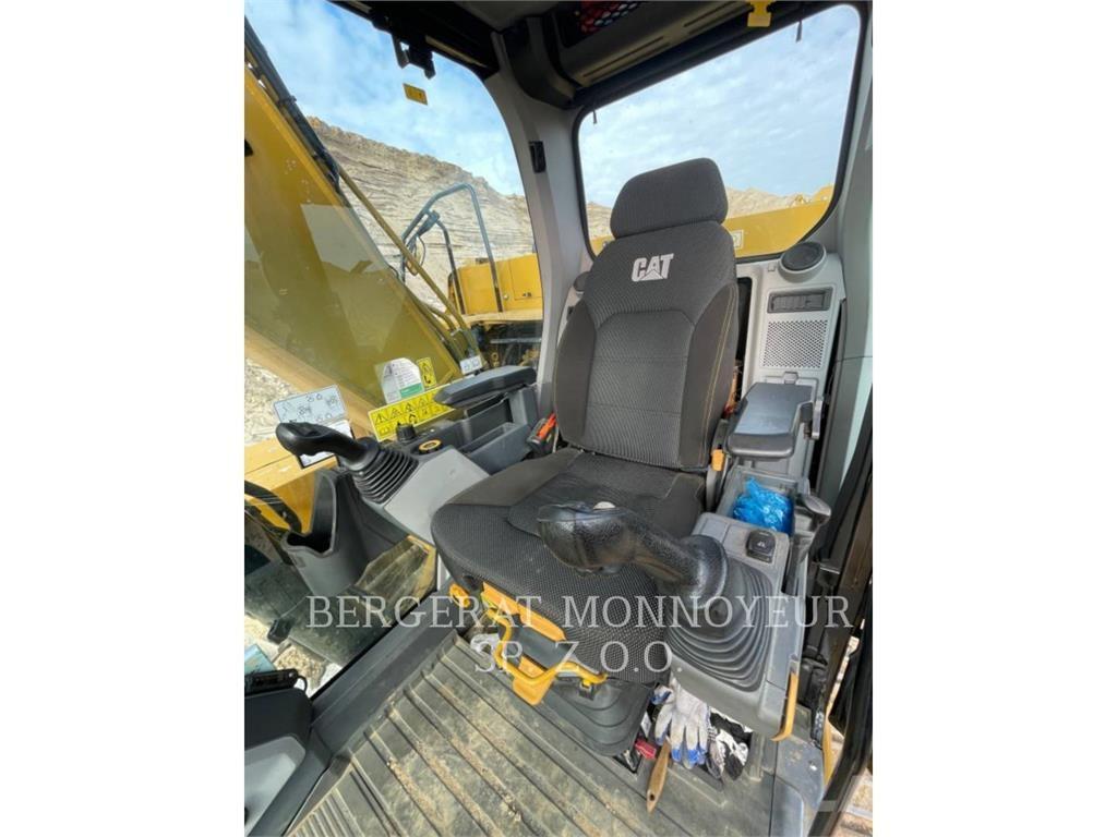 CAT 320 Lánctalpas kotrók