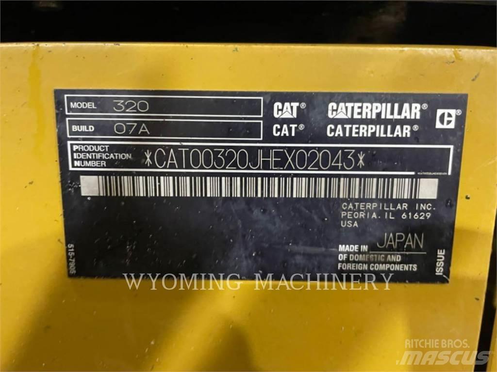 CAT 320 Lánctalpas kotrók