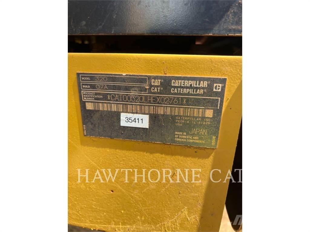 CAT 320-07 Lánctalpas kotrók