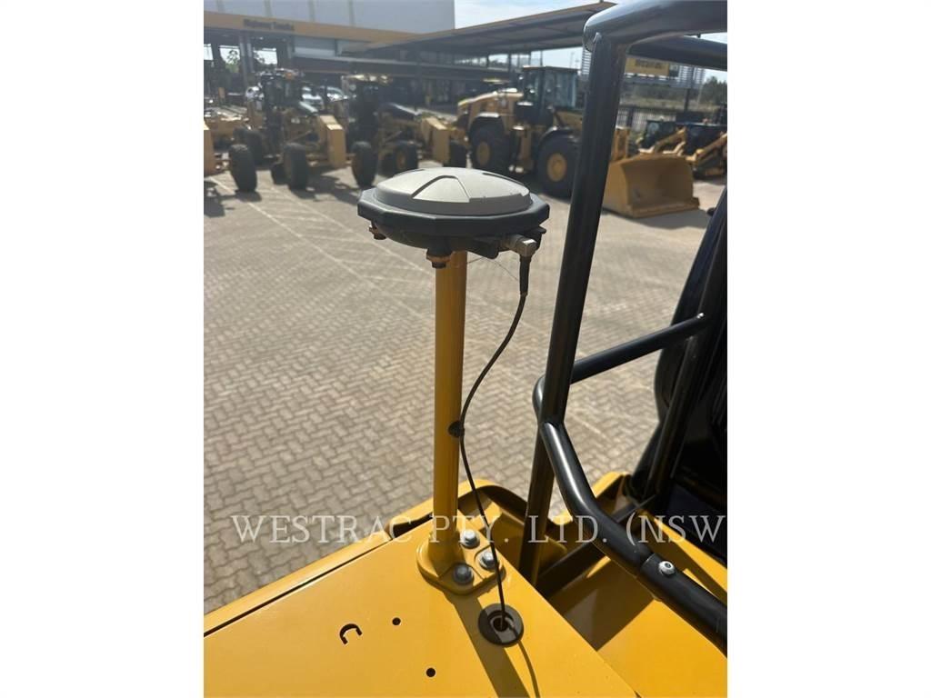 CAT 320-07 Lánctalpas kotrók
