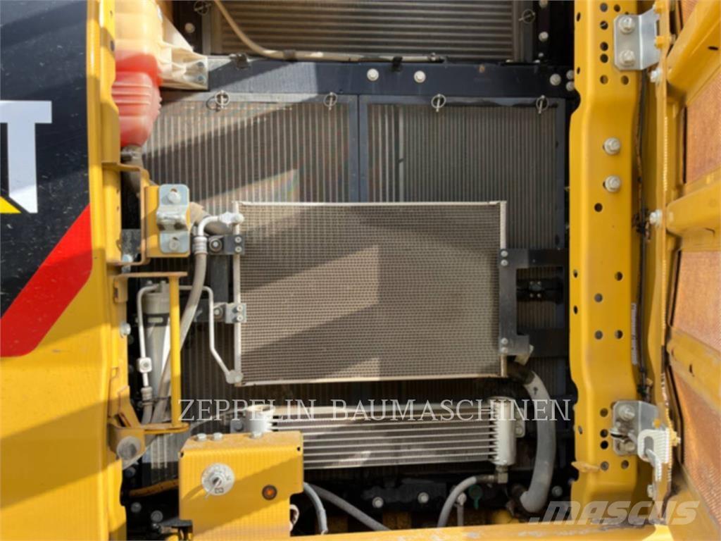 CAT 320-07A Lánctalpas kotrók