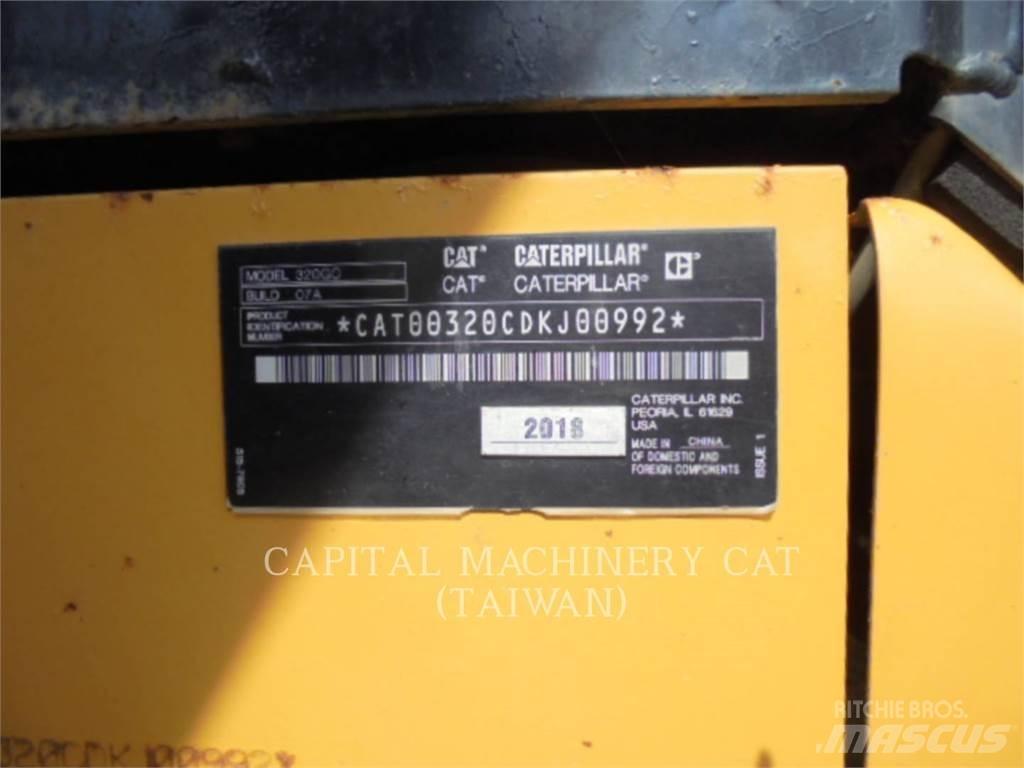 CAT 320-07GC Lánctalpas kotrók